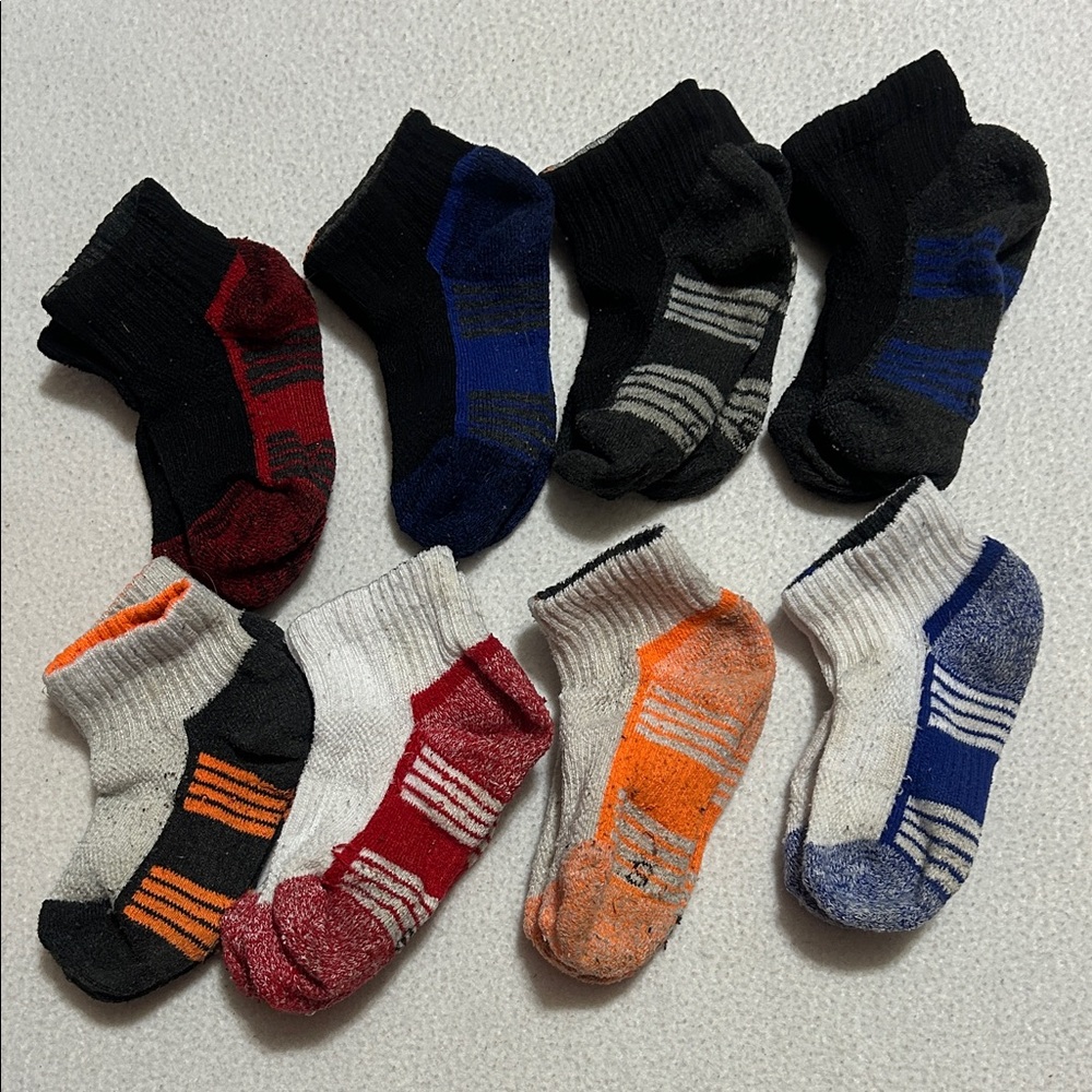 8 pair boys athletic socks
